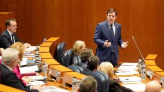 l presidente de la Junta, Alfonso Fernández Mañueco, durante su intervención en la primera jornada del pleno de las Cortes de Castilla y León