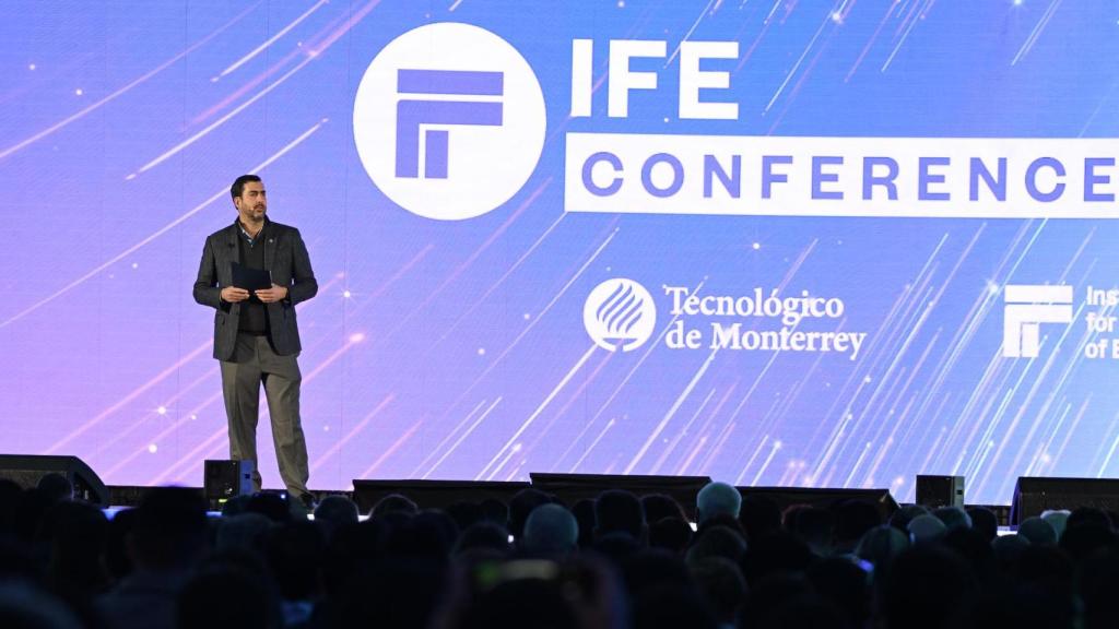 Juan Pablo Murra, rector del Tecnológico de Monterrey, en la inauguración del congreso.