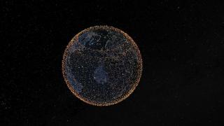 Representación de los satélites espaciales que orbitan la Tierra.