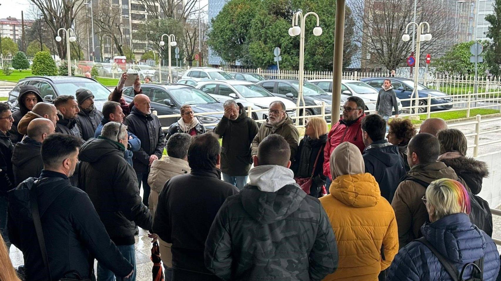 Concentración de trabajadores de comercio del Metal de la provincia de Pontevedra