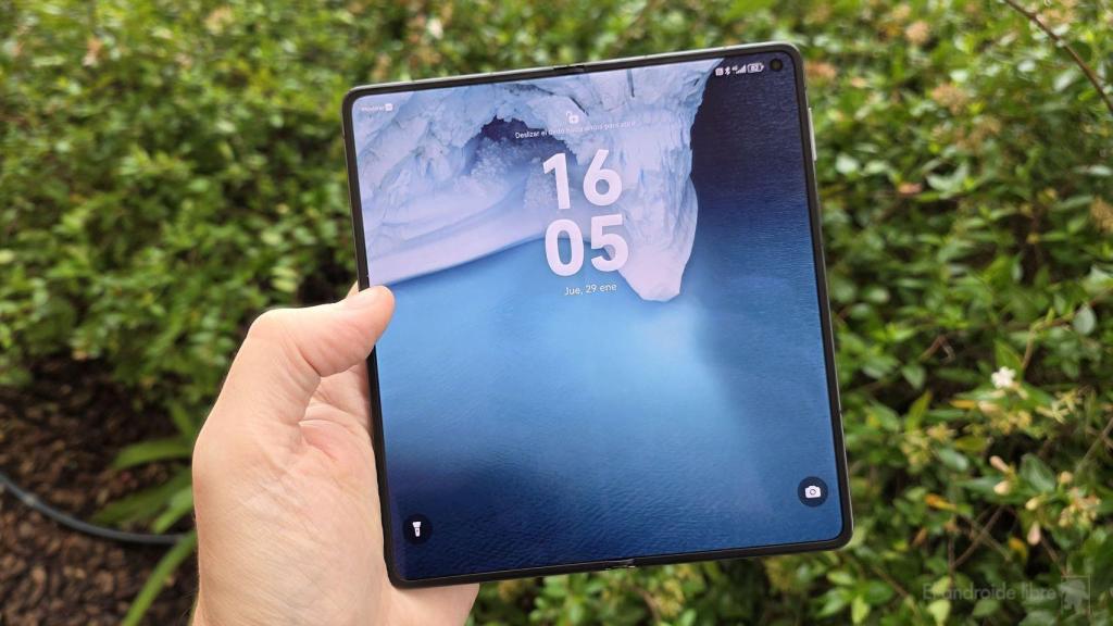 Pantalla interior del Huawei Mate X7