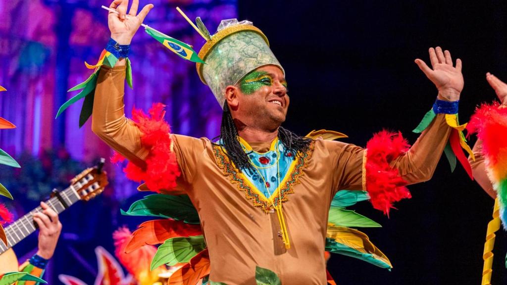 'Peña Carnavaleira, neymar que por bien no venga'.