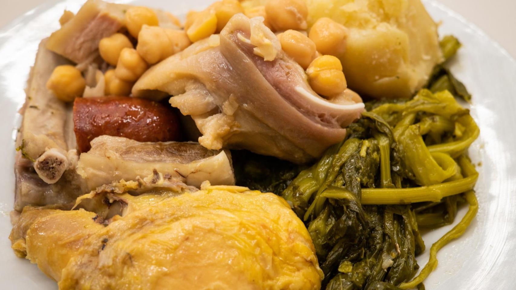 Un plato de cocido gallego