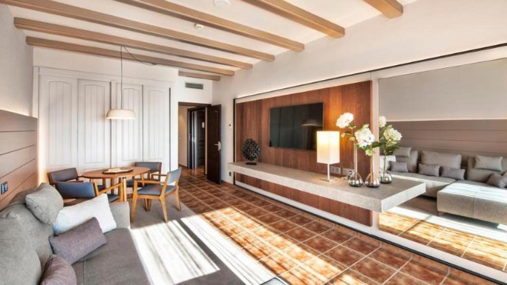 Salón de una de sus 'Suite Privilege'.