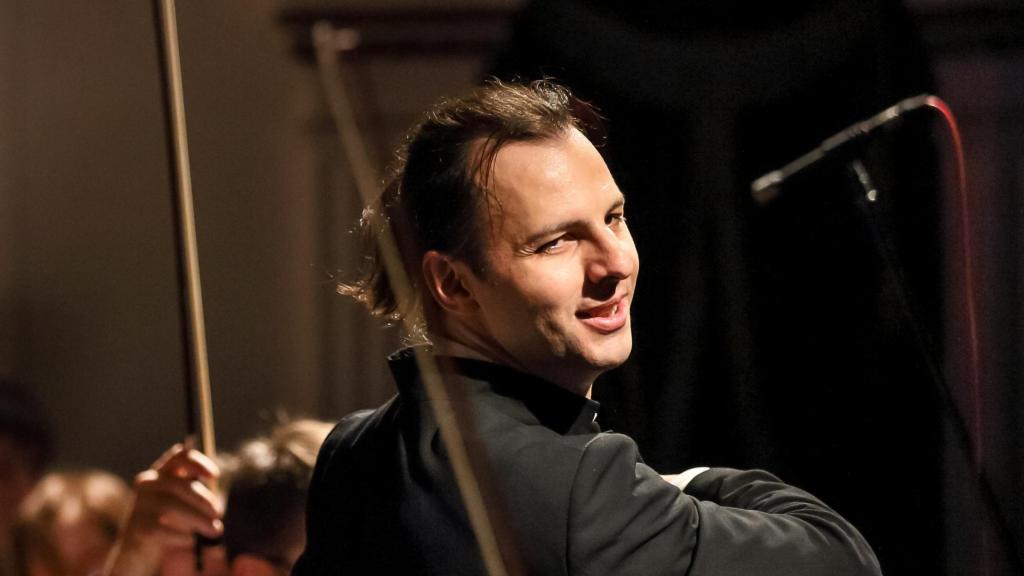 Teodor Currentzis en un concierto. Foto: Anton Zavjyalov