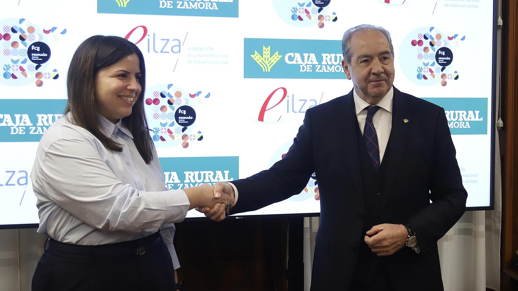 Firma del convenio entre la Eilza y Caja Rural de Zamora para Fromago 2026