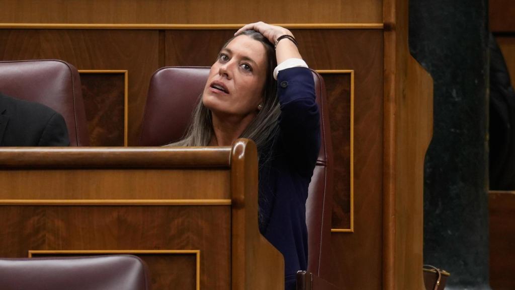 Míriam Nogueras, líder de Junts en el Congreso de los Diputados, en el pleno extraordinario para el 'decreto ómnibus'.