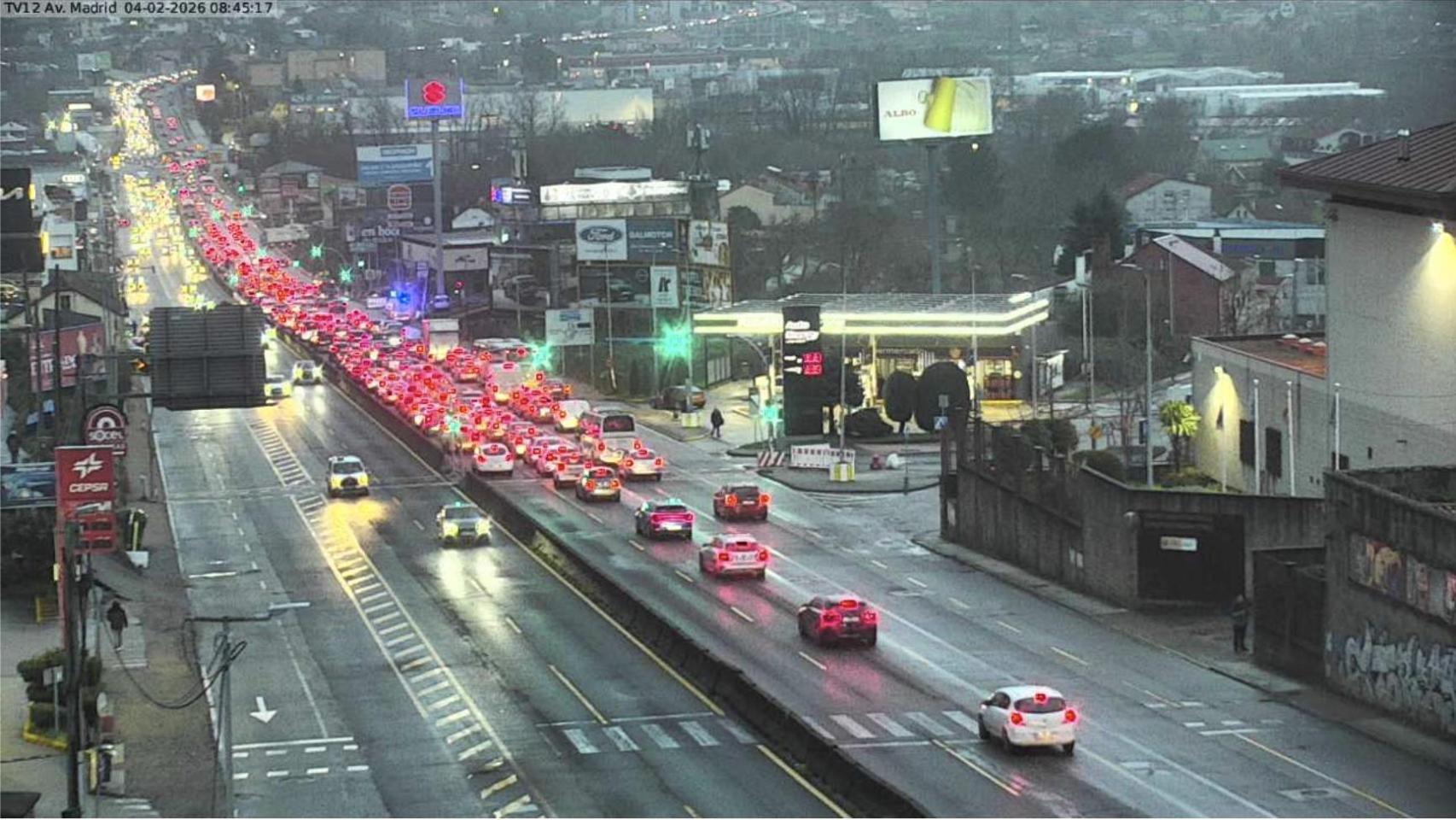 Colapso en la Avenida de Madrid de Vigo a causa de un accidente múltiple