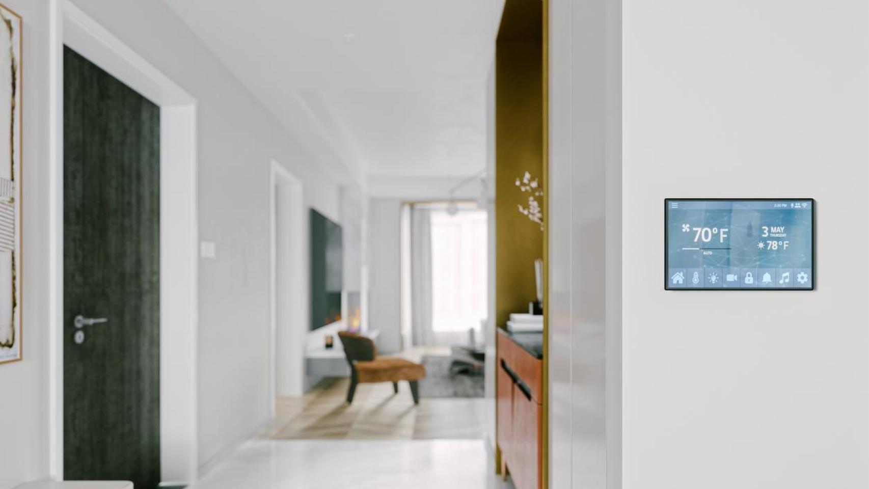 Hogar inteligente con un termostato.