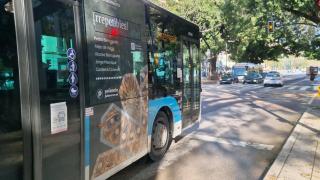 Un autobús urbano de Málaga promociona el Museo Campos del Renacimiento