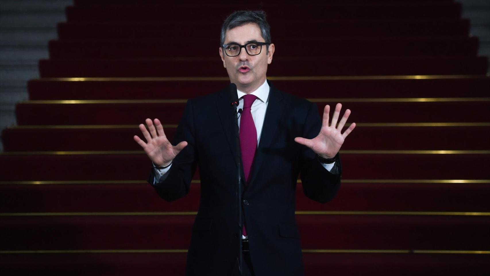 Bolaños tacha de «discurso político» las críticas de la presidenta del CGPJ y le afea que lo hiciera ante el Rey