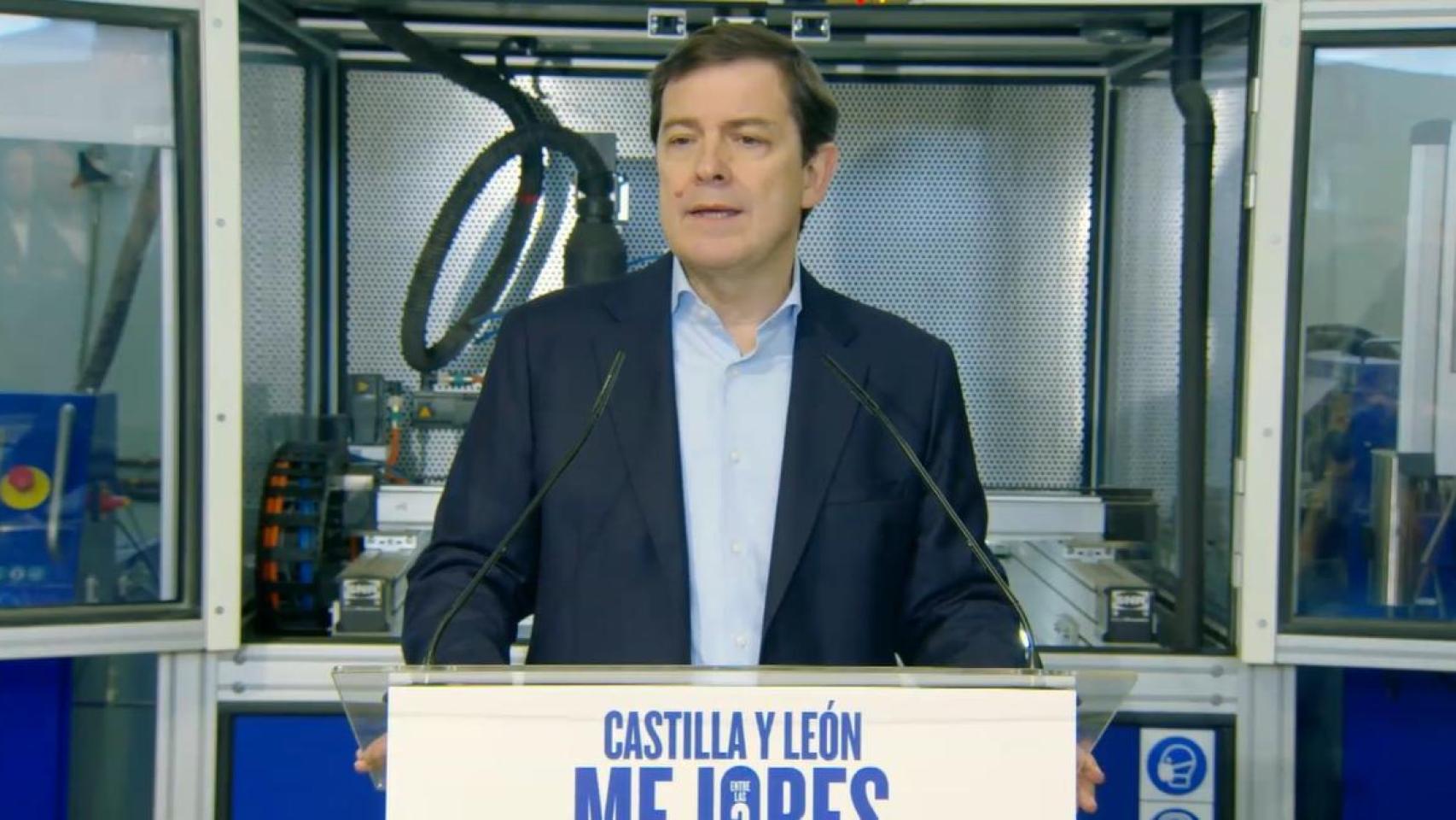 El presidente de la Junta y del PP de Castilla y León, Alfonso Fernández Mañueco, durante su intervención en el municipio burgalés de Miranda de Ebro, este miércoles