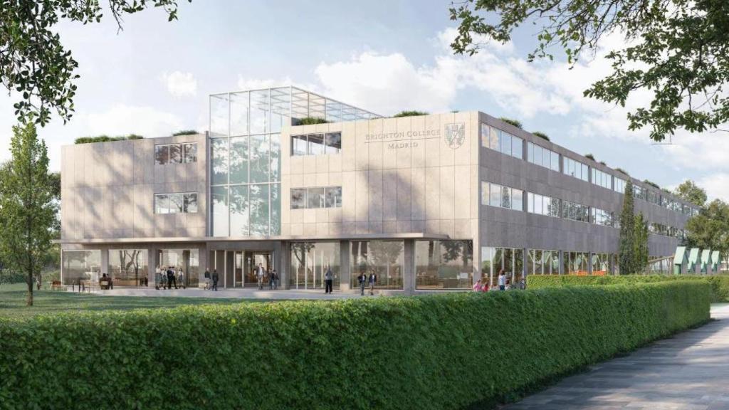 Proyección de la fachada del Brighton College en Madrid