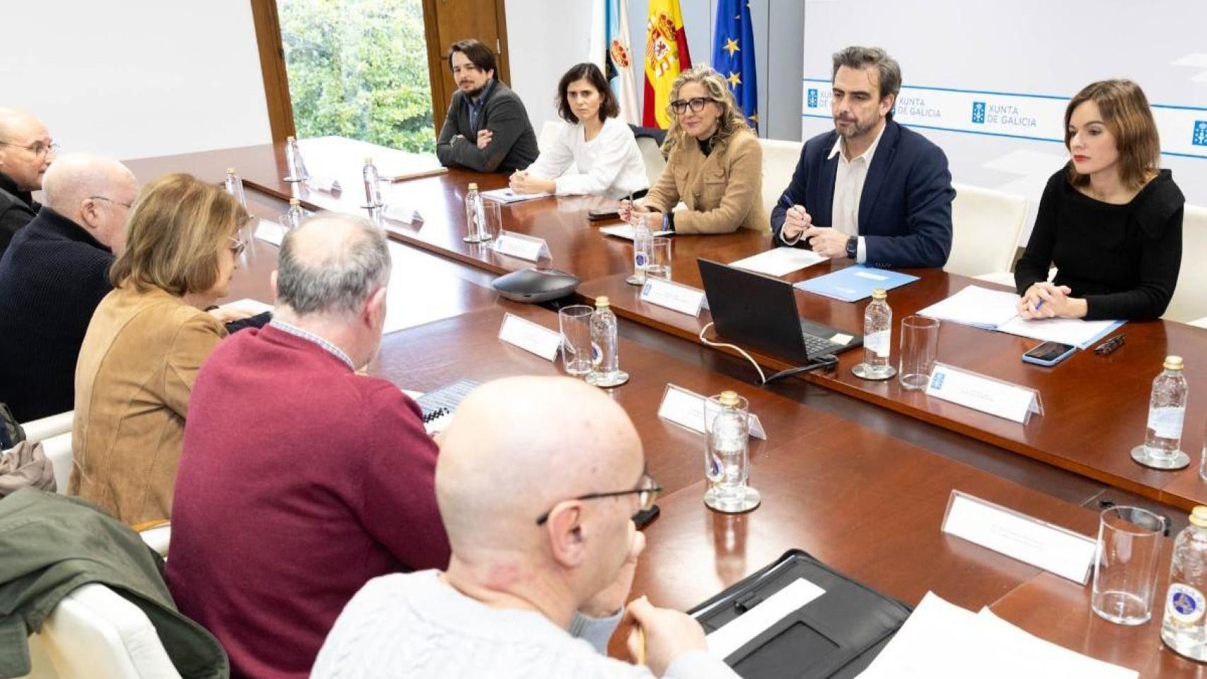 Reunión el martes 3 de febrero entre el Foro Cidadán polo Ferrocarril de Ferrol y la Xunta.