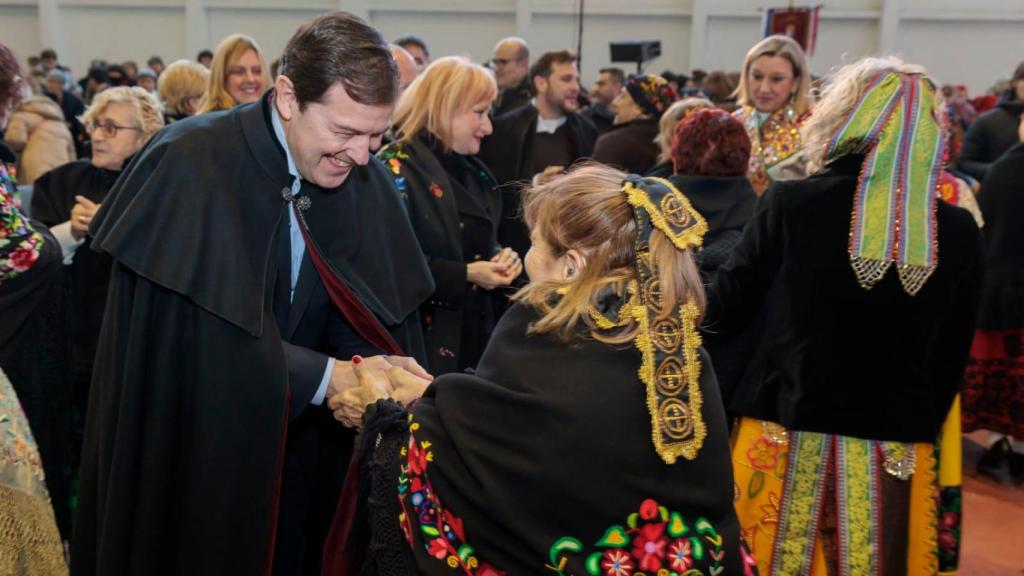 El presidente de la Junta de Castilla y León, Alfonso Fernández Mañueco, asiste al IX Encuentro Provincial de Águedas de Zamora.