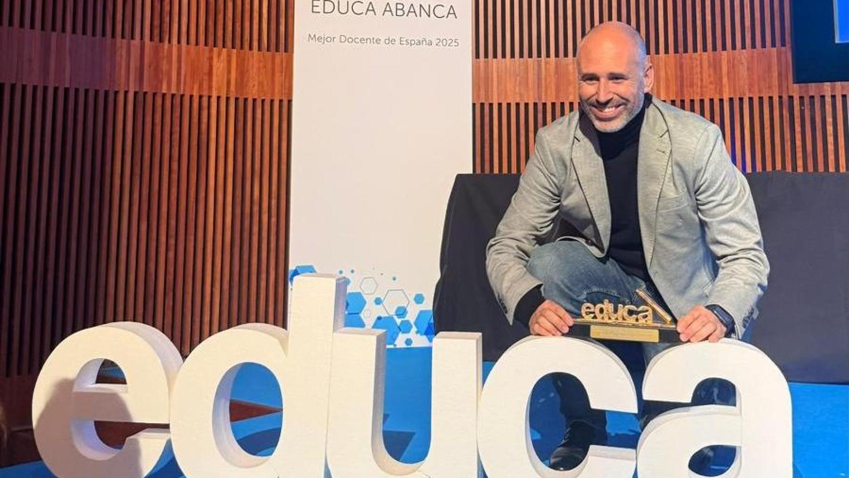Ricardo Acosta, premio Educa Abanca a mejor profesor Educación Primaria en España 2025