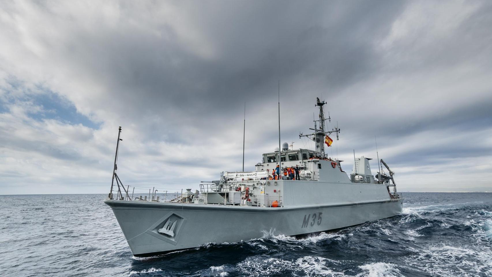 Cazaminas 'Duero' en el Mediterráneo