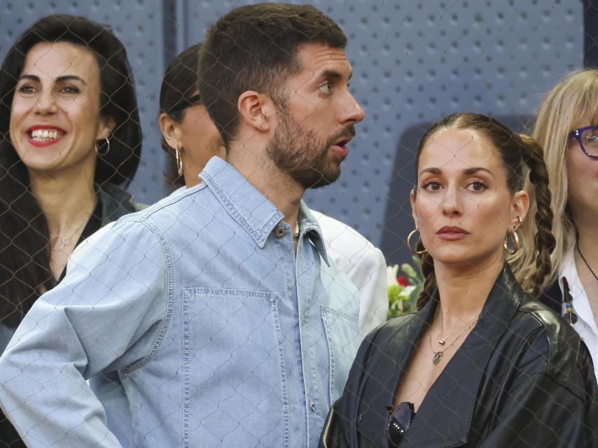 David Broncano y Silvia Alonso en el tenis.