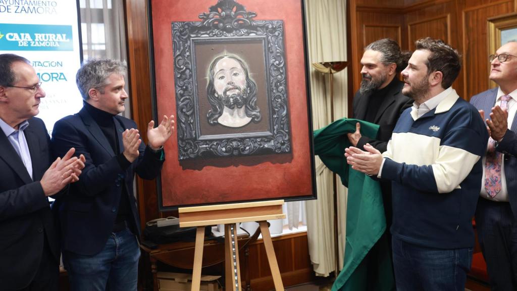 Presentación del cartel oficial de la Semana Santa, obra de Carlos Adeva y editado por la Junta Pro Semana Santa de Zamora, con la colaboración de Caja Rural de Zamora