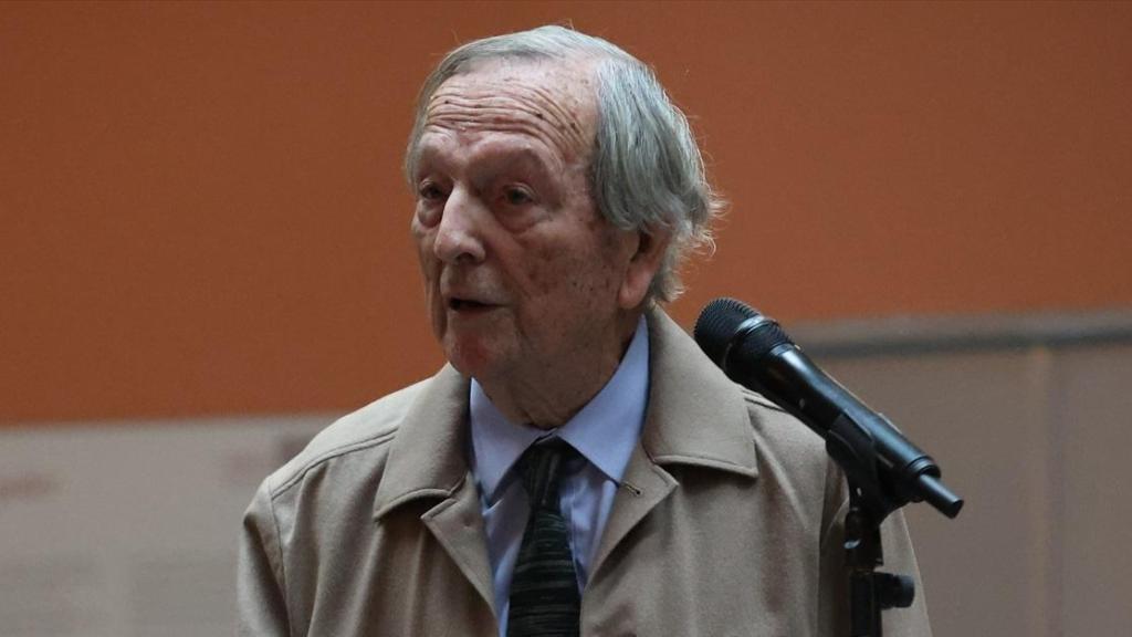 El arquitecto Rafael Moneo interviene durante la inauguración de la ampliación del Museo Nacional de Arte Romano de Mérida. Foto: Jorge Armestar / Europa Press