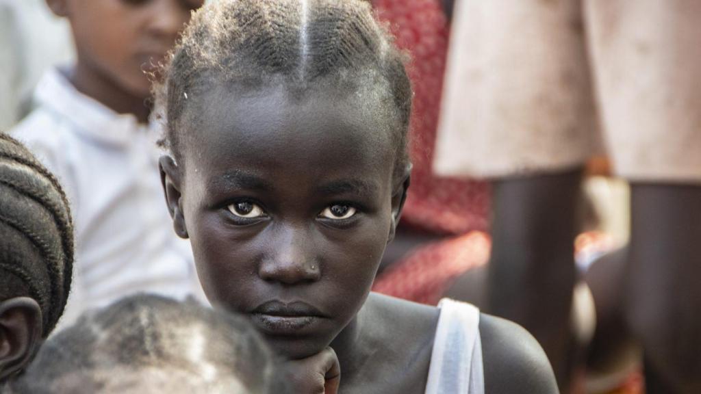 Imagen de archivo de una niña que ha sufrido mutilación genital femenina.