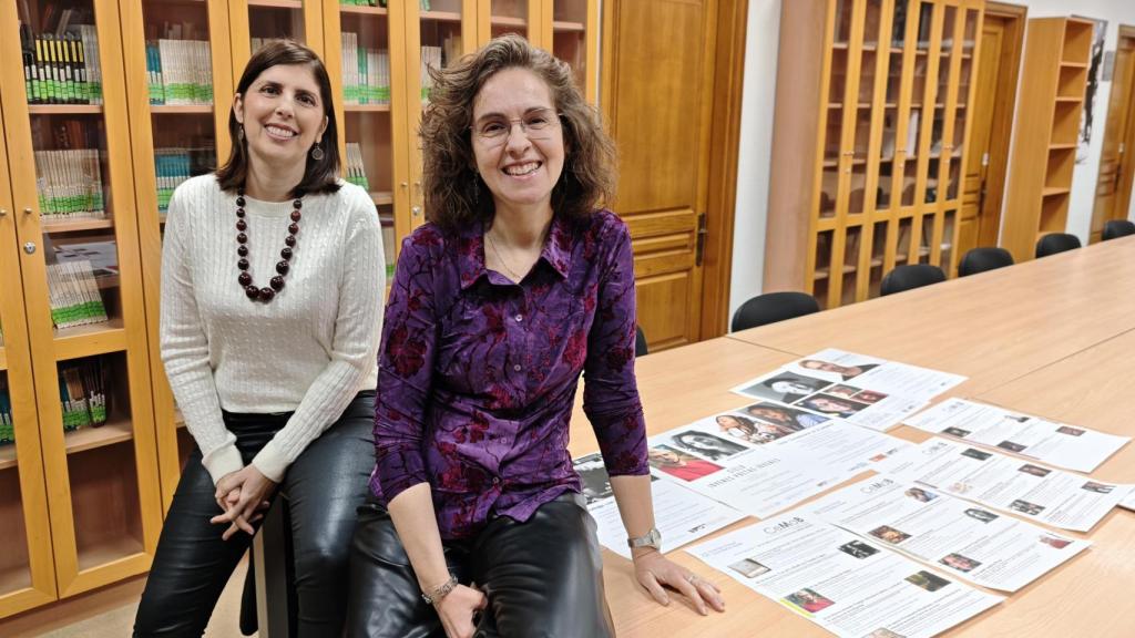 Mónica Ruiz y Beatriz Aracil, en la presentación de actividades del CeMaB este miércoles.
