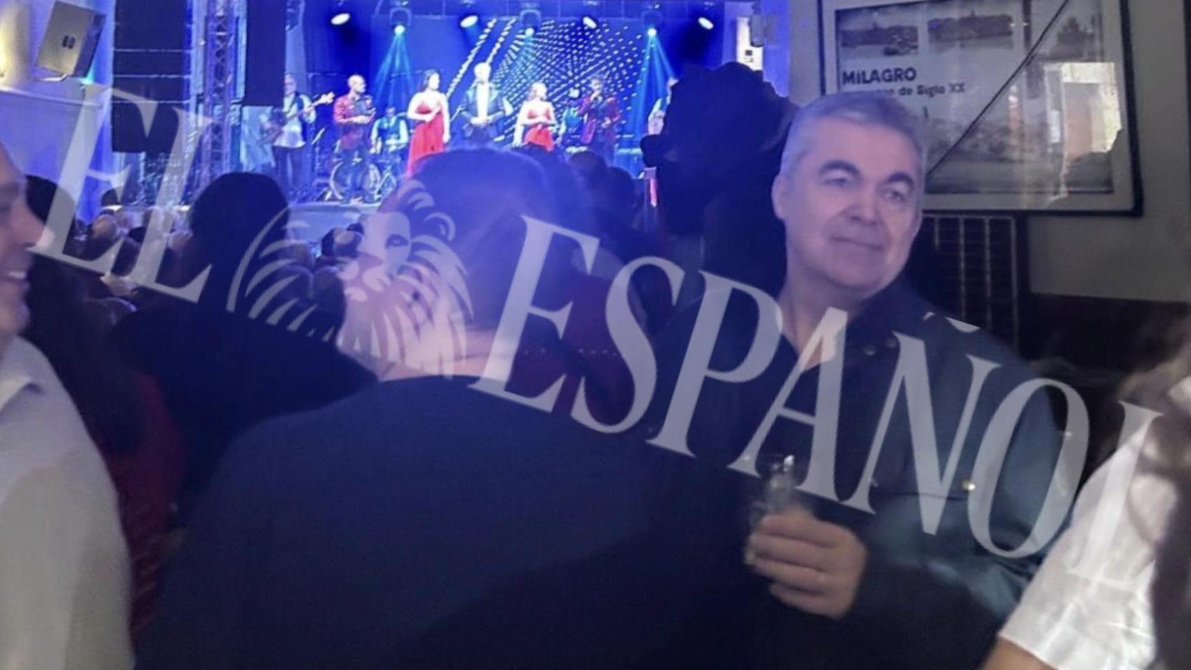 Santos Cerdán, con su vida alegre en el casino de Milagro (Navarra).