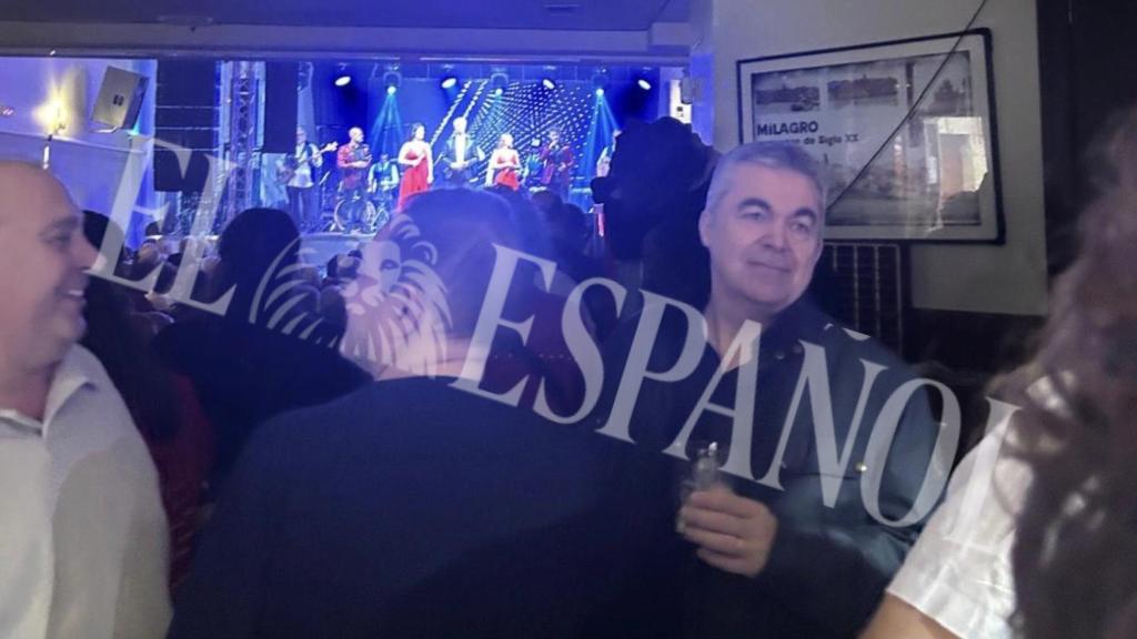 Santos Cerdán, con su vida alegre en el casino de Milagro (Navarra).