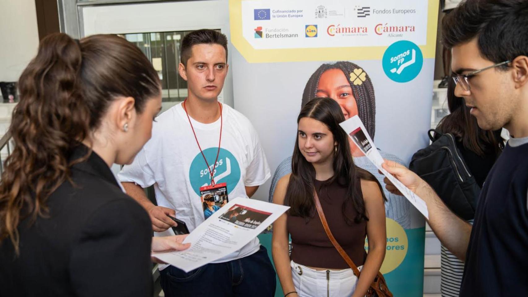 Embajadores de Cámara Alicante de FP Dual.