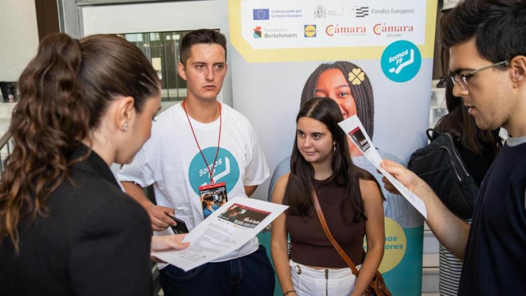 Embajadores de Cámara Alicante de FP Dual.