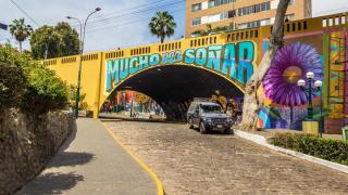 El famoso grafiti del túnel de La Bajada de los Baños, en Barranco.