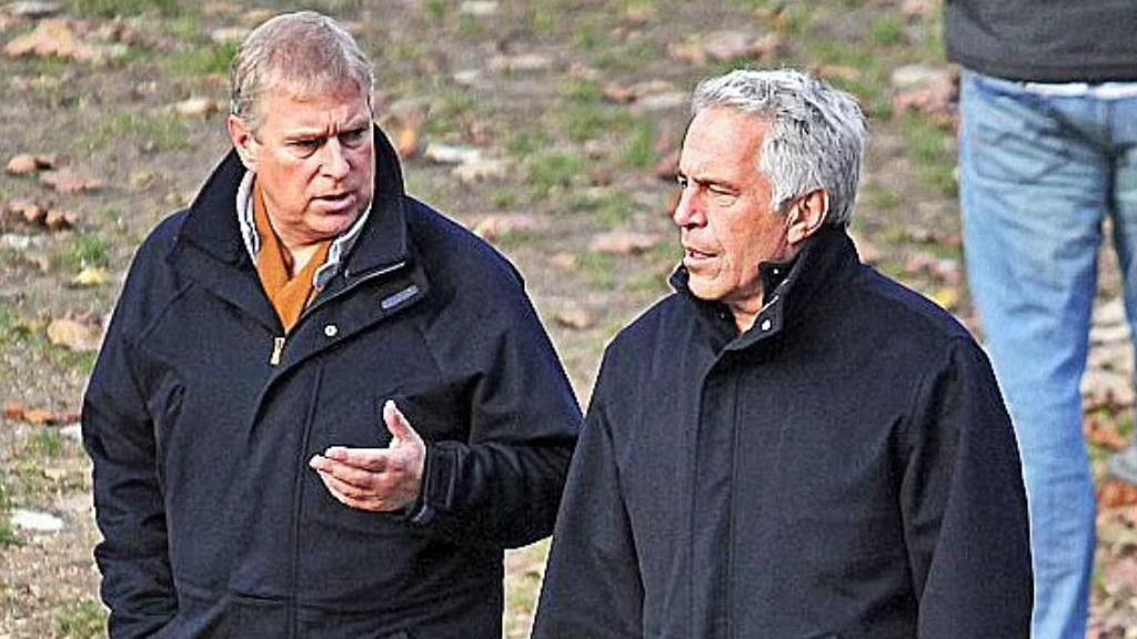Jeffrey Epstein y el entonces príncipe Andrés, en 2010, en Central Park, en Nueva York.
