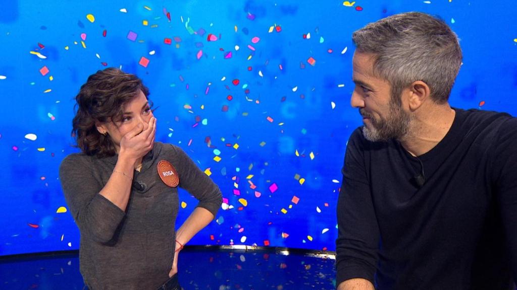 Rosa Rodríguez, en shock, junto a Roberto Leal.