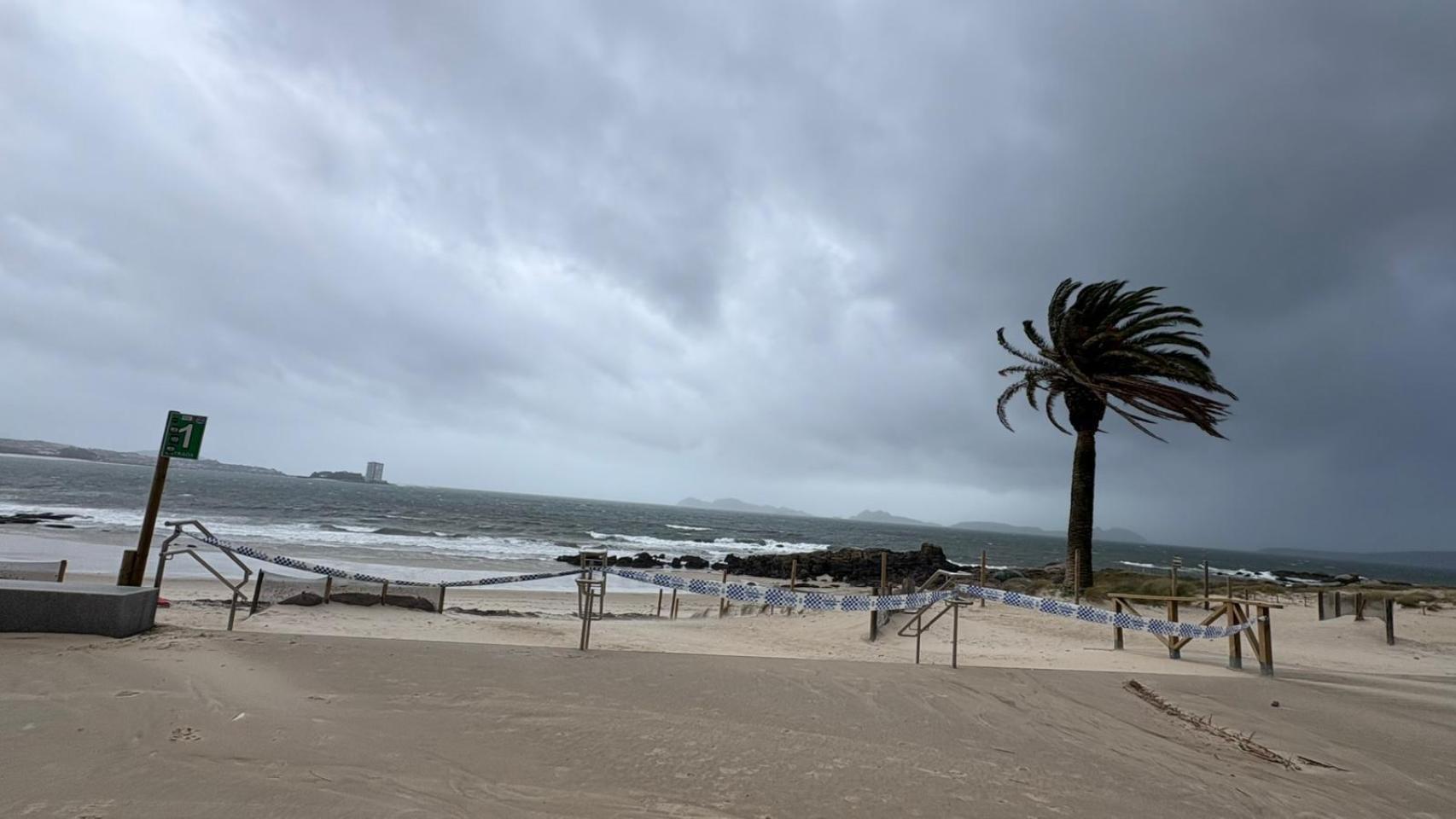 El Concello de Vigo recomienda no hacer actividades en Samil y O Vao.