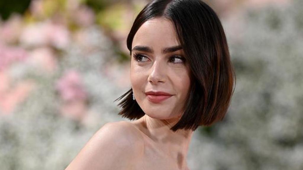 Lily Collins.