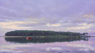 La isla de Cortegada al amanecer