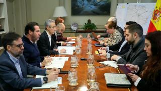 El ministro de Transportes, Óscar Puente, durante la tercera reunión mantenida con los sindicatos ferroviarios para intentar desconvocar la huelga del 9, 10 y 11 de febrero.