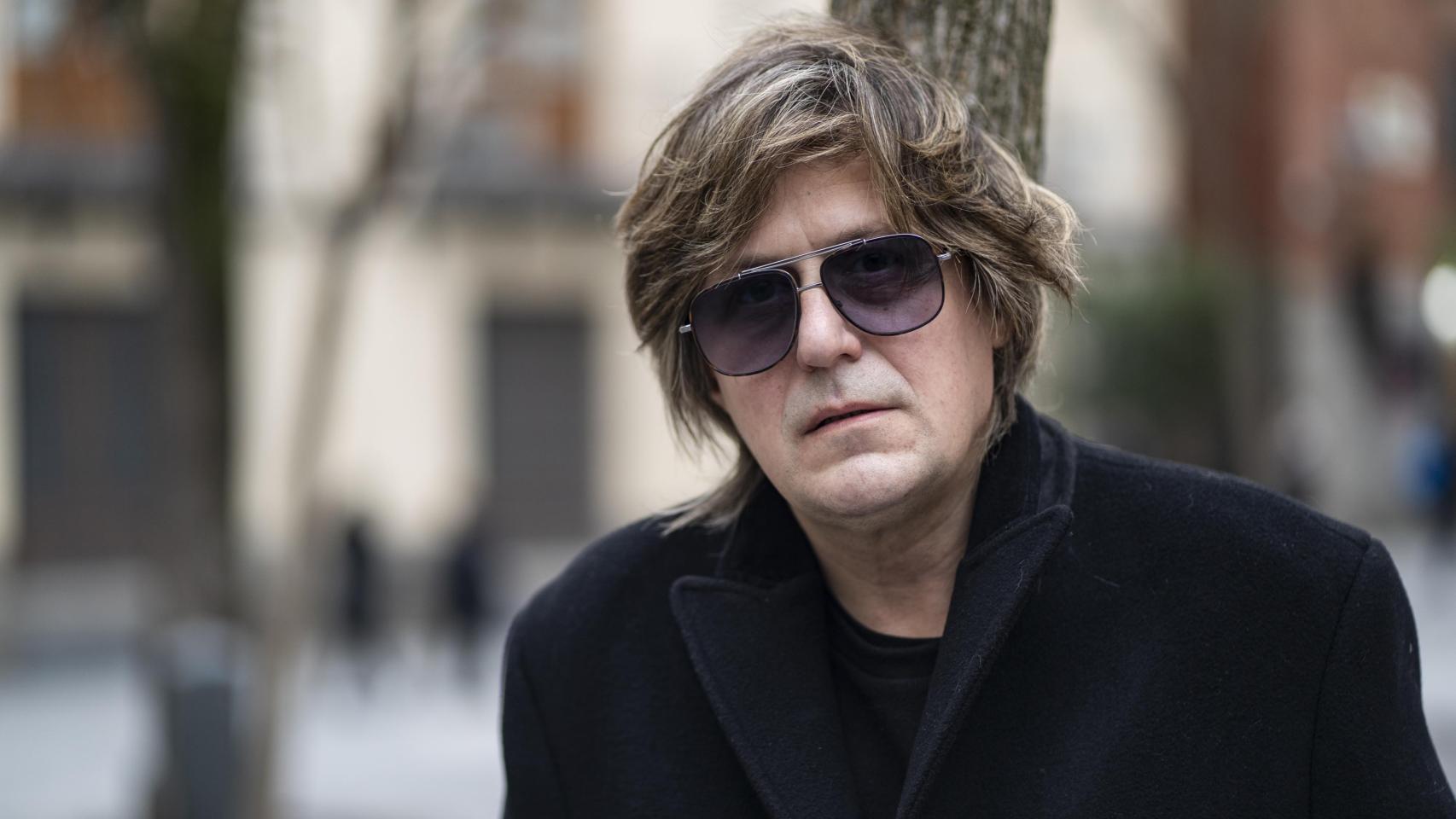 Nacho Vegas nos recibe en el Café Federal para hablar de su disco y de las mujeres de su vida.