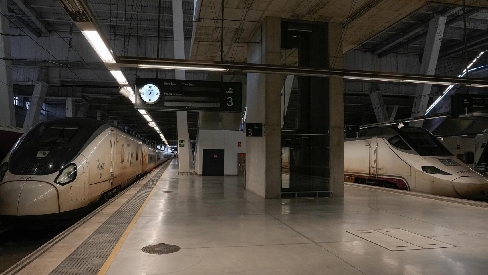 Imagen de la estación de Urzaiz, en Vigo, vacía