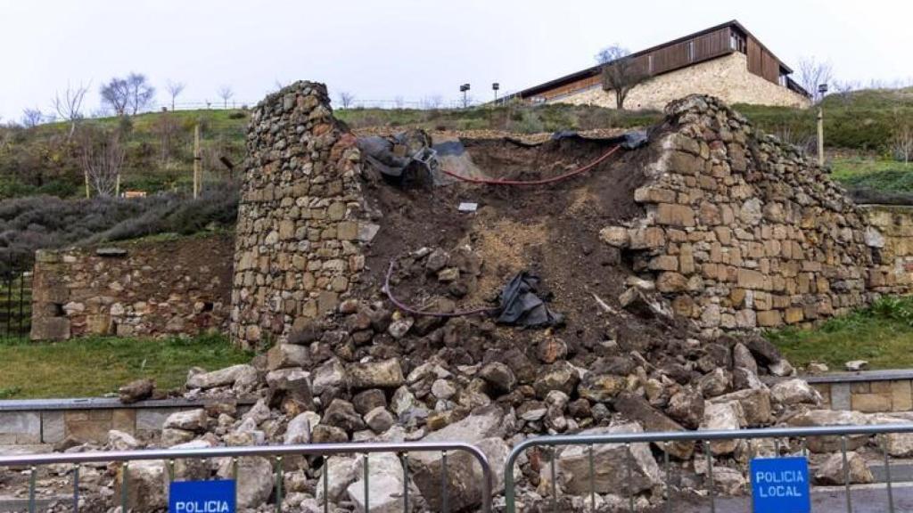El temporal provoca el derrumbe de un muro del siglo XVIII en la Vaguada de la Palma de Salamanca.