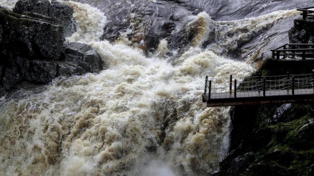 El Pozo de los Humos tras el paso de la borrasca 'Leonardo' por Salamanca.