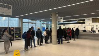 Colas en la estación intermodal de Vigo