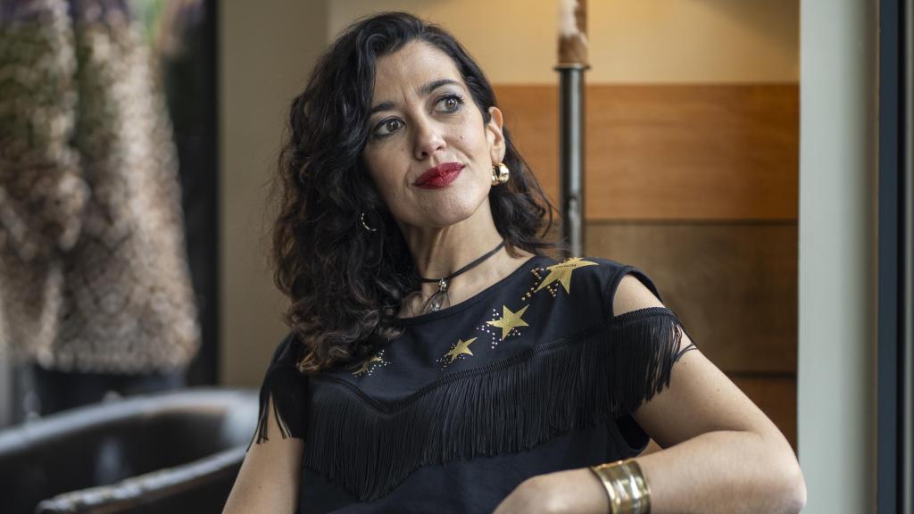 La cantante Lucía Pérez visita las instalaciones de EL ESPAÑOL.