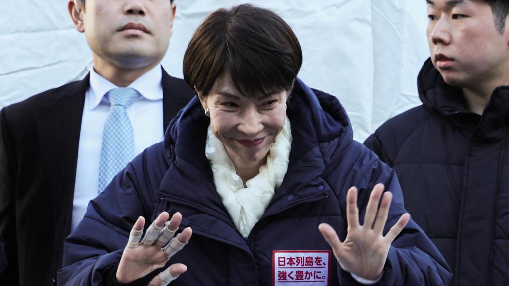 Sanae Takaichi, primera ministra de Japón y líder del gobernante Partido Liberal Democrático (PLD), en un acto de campaña electoral.