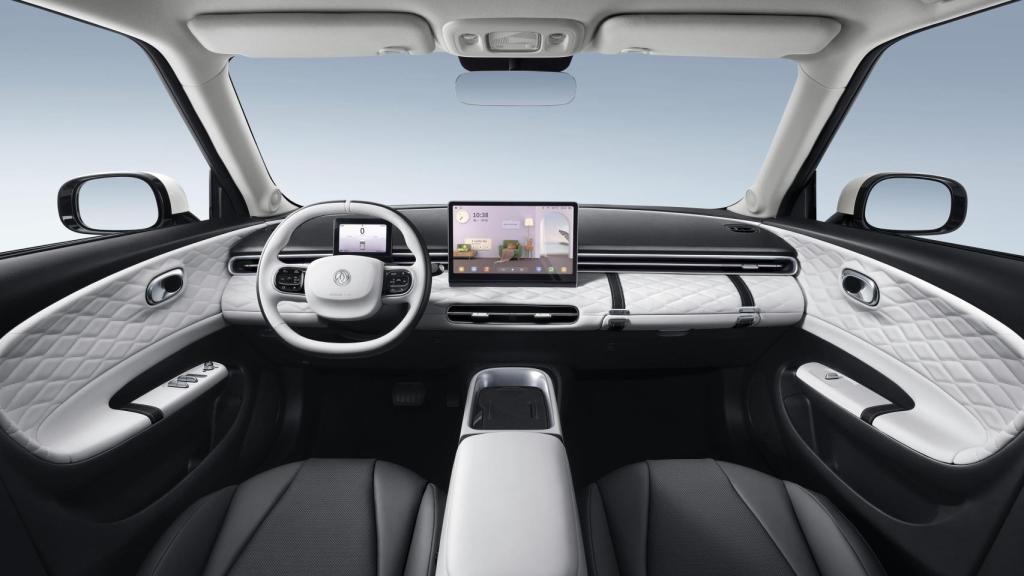 Interior Dongfeng Box