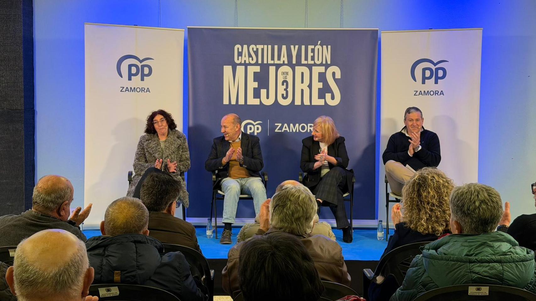 La candidata del PP por Zamora, Leticia García, durante su intervención de este viernes en el municipio zamorano de Bermillo de Sayago