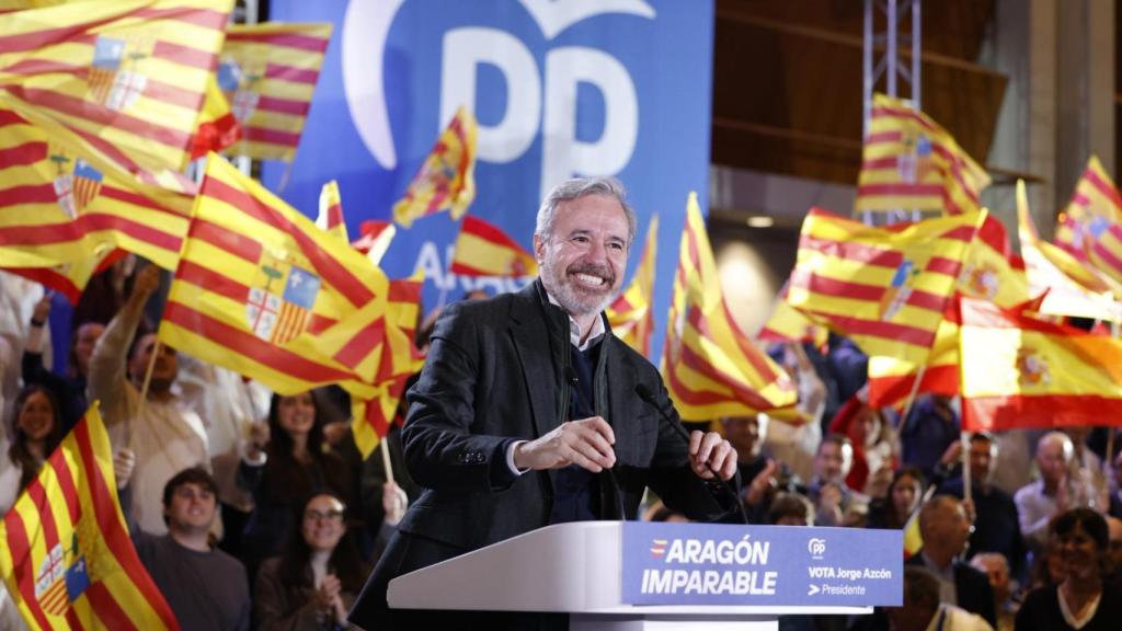 Jorge Azcón, en el acto de cierre de campaña del PP en Zaragoza