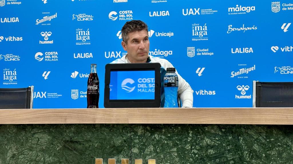 Juanfran Funes en la sala de prensa de La Rosaleda