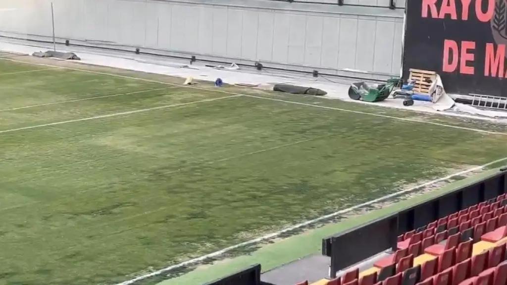 Imagen del césped de Vallecas.