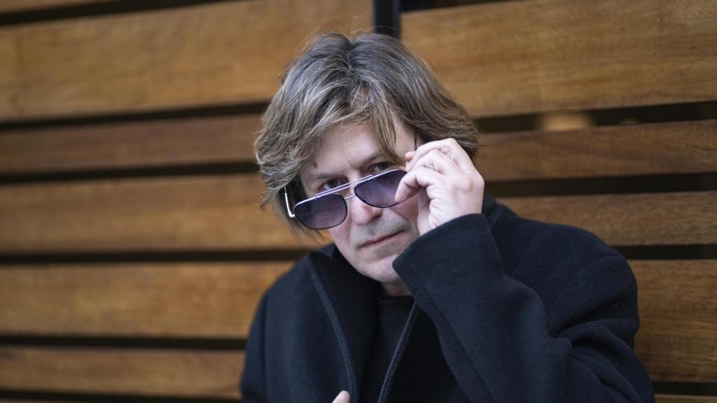 Nacho Vegas piensa que aún no conoce a su madre todo lo que le gustaría conocerla.